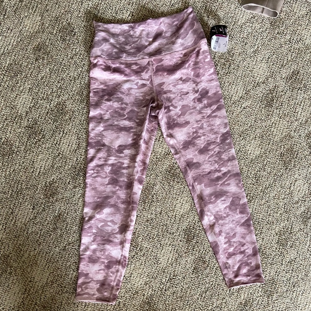 NWT athletic leggings